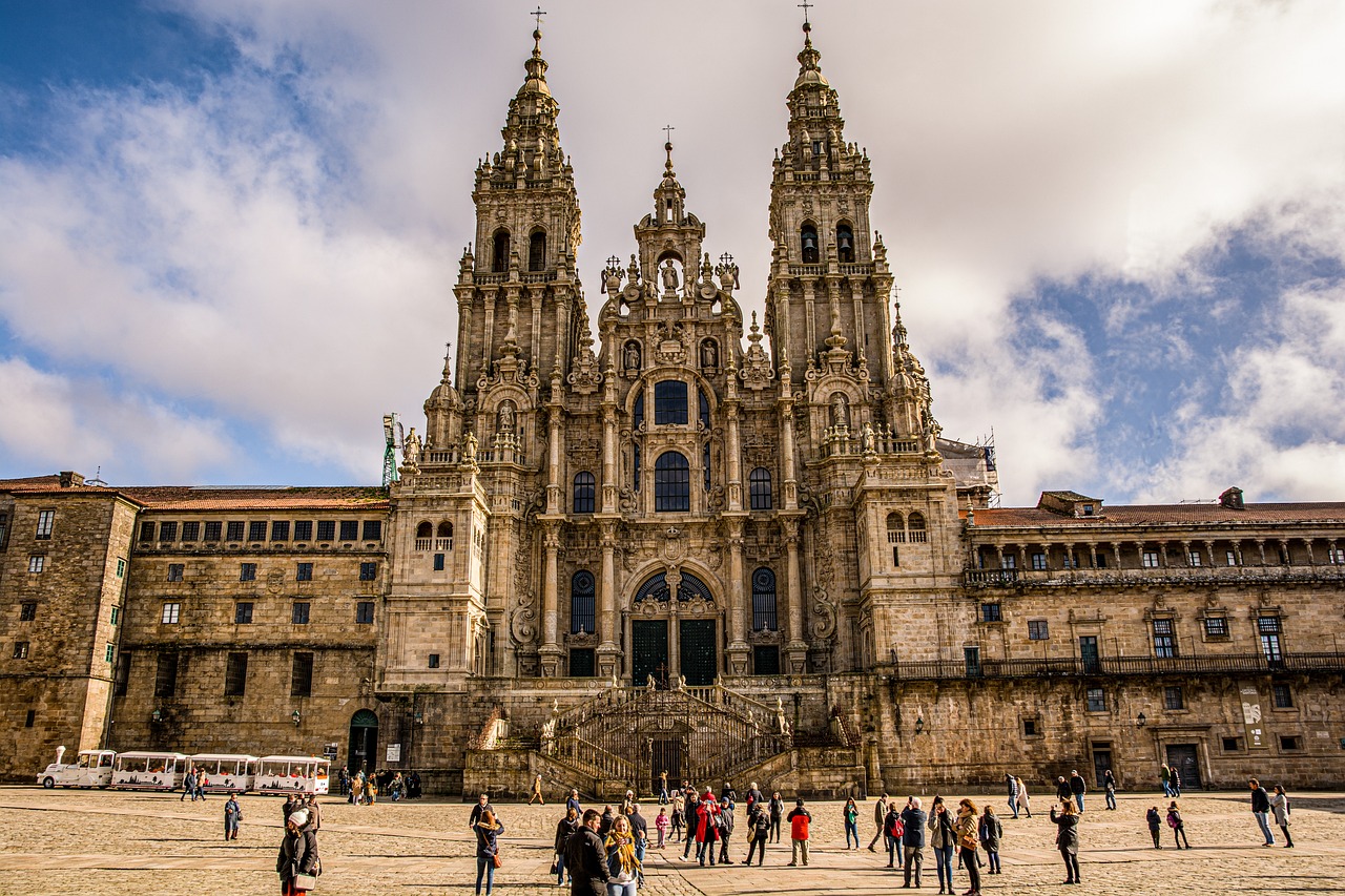 ¿Cómo se les dice a los de Compostela?